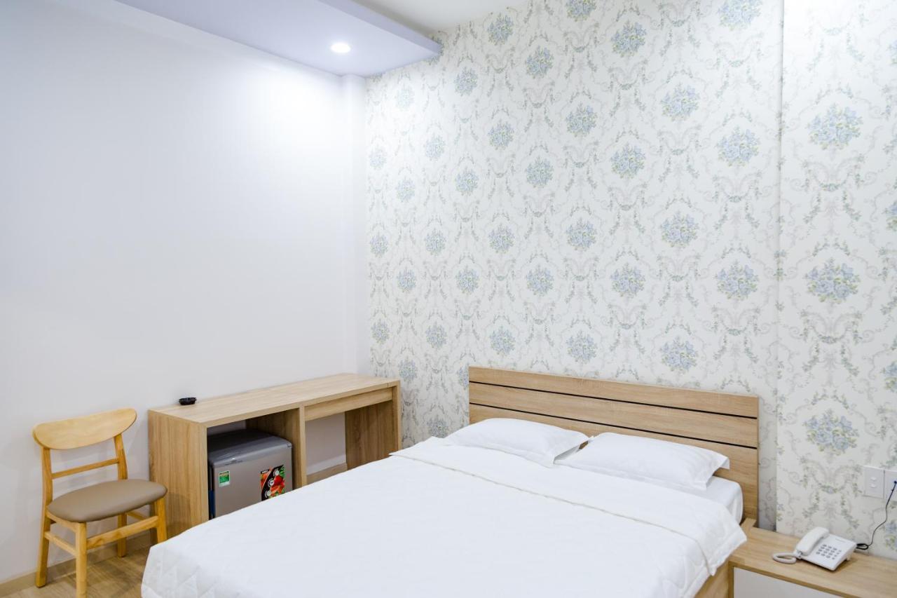 Nam Anh Hotel Буонметхуот Экстерьер фото